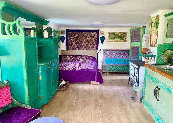 Дом отдыха Bohemian *