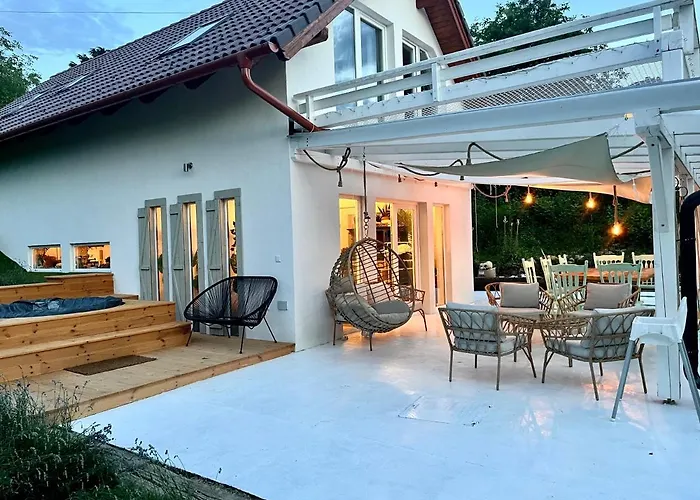 Bohemian Дом отдыха *